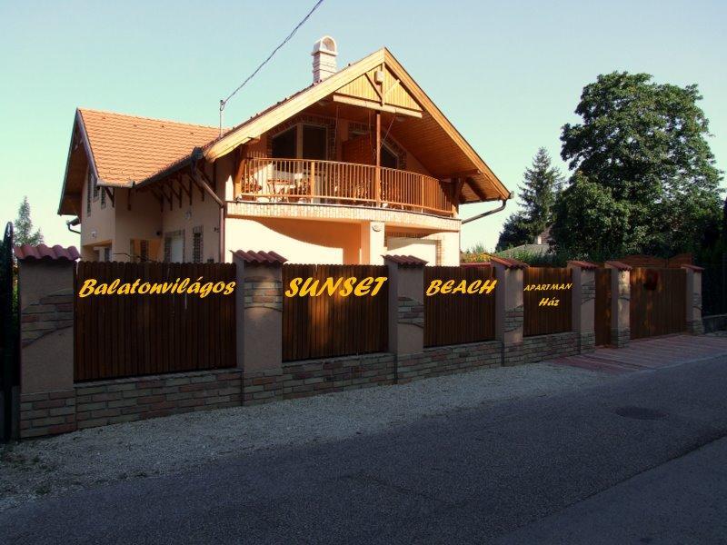 Apartamento Sunset Beach Apartmanház Balatonvilágos Exterior foto